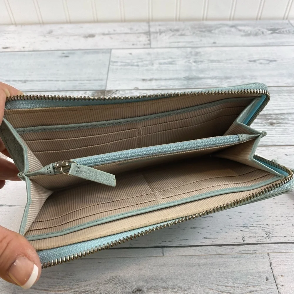 Margot Gabby Lt. Blue 100% Leather‎ Wristlet Wallet